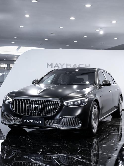 重庆336岚图汽车的售后服务让用户无忧出行，迈巴赫未来的豪华车趋势